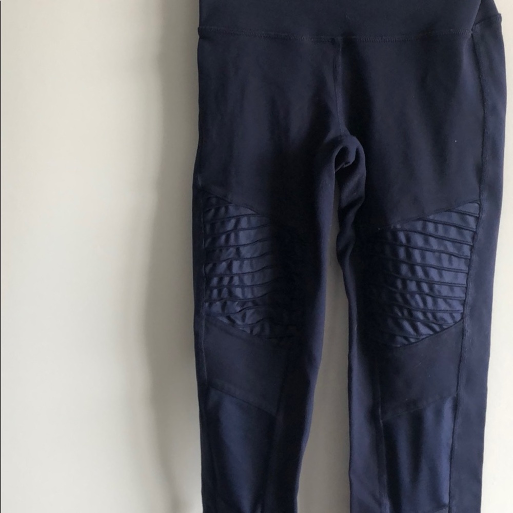 ALO Yoga Moto Legging
